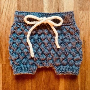 The Sailor Bubble Shorts Knitting pattern by Sofie ...