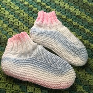 Adult Bed Socks Knitting pattern by Jacqueline Gibb